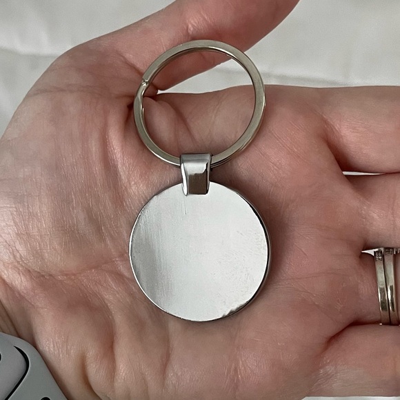 Disney’s Cruise Line Keychain - Picture 3 of 5